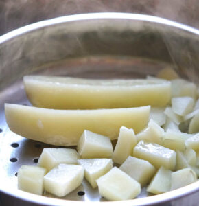 steaming potato for baby