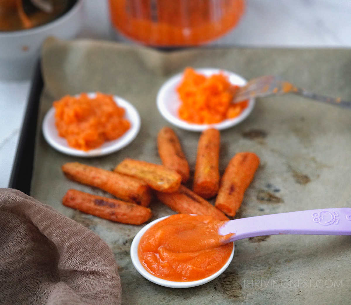 Ways to prepare and cook carrots for baby: mashed carrots, thick carrot puree and thin smooth carrot puree for younger babies. Roasted carrot sticks as baby finger food.