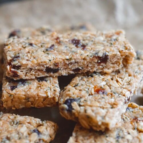 stacked oat bars featured image